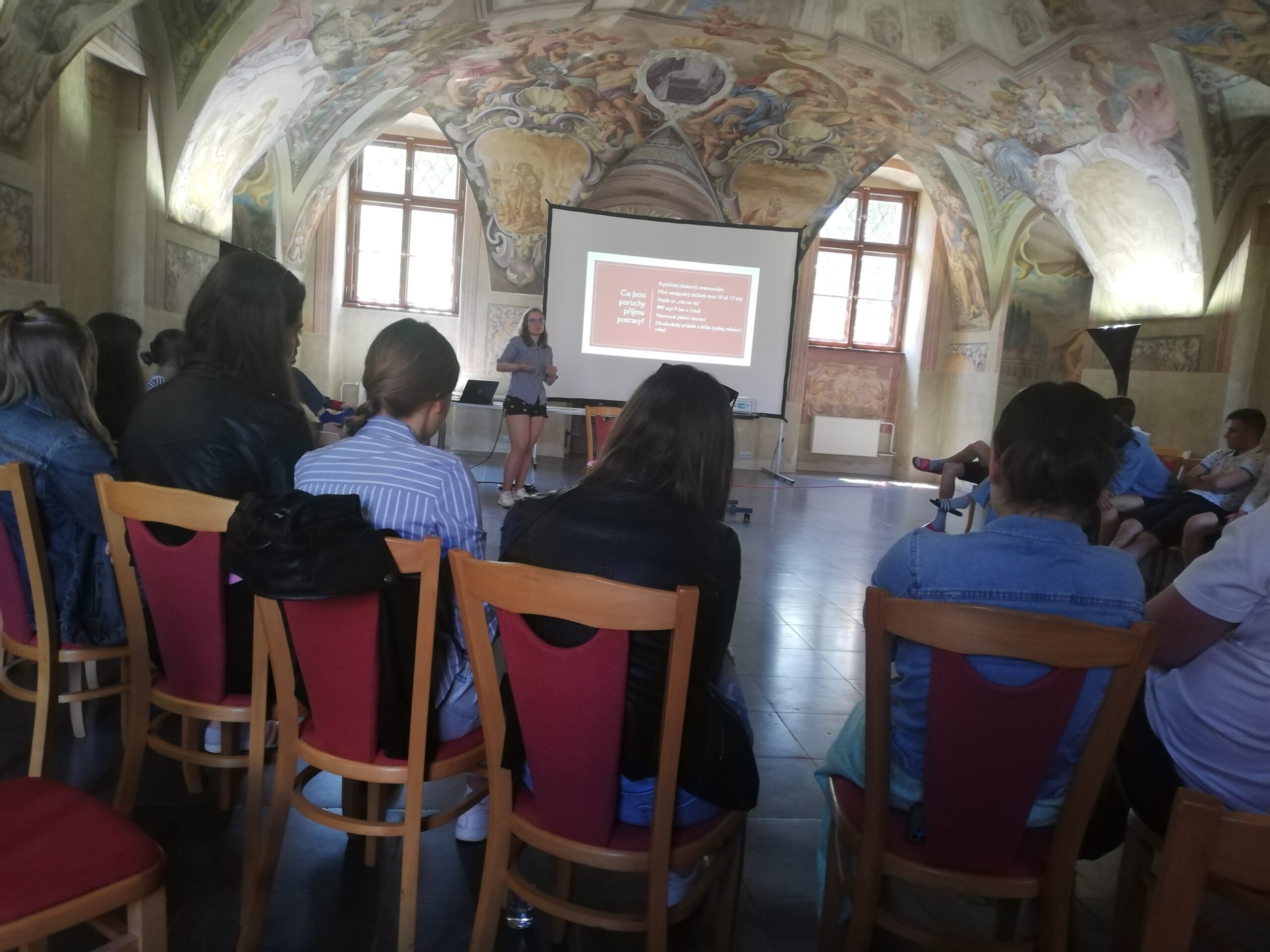 Přednáška na téma Poruchy příjmu potravy